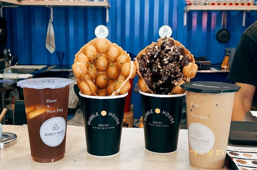 BUBBLE HOUSE波波食堂｜巧霜歐蕾口味新上市！用Dyson吹出外脆內Ｑ雞蛋仔｜1甜1鹹搭配剛剛好｜內附完整菜單 - 萍姐愛分享