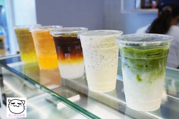 211208FM102.jpg 211208FM102.jpg