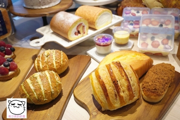 211208FM070.jpg 211208FM070.jpg