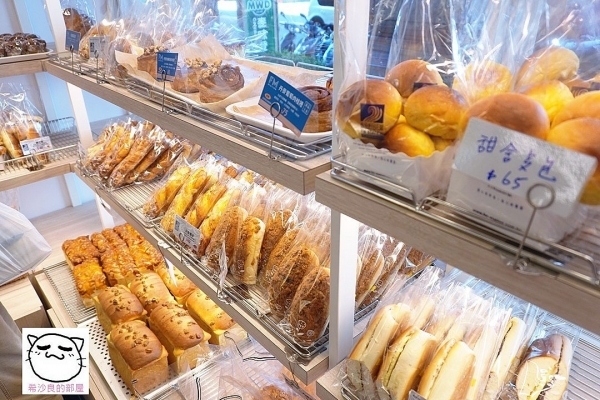 211208FM044A.jpg 211208FM044A.jpg