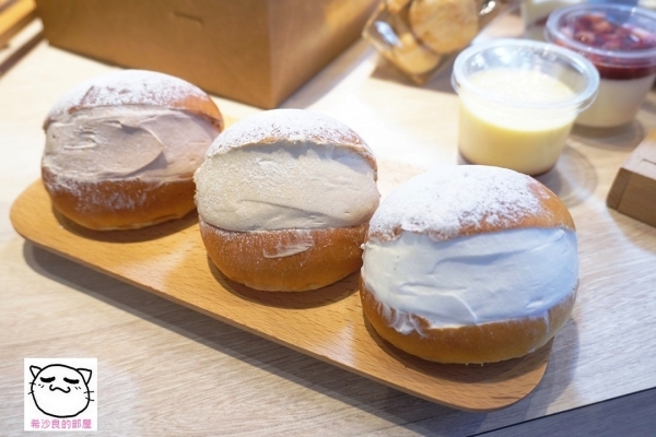 211208FM077.jpg 211208FM077.jpg