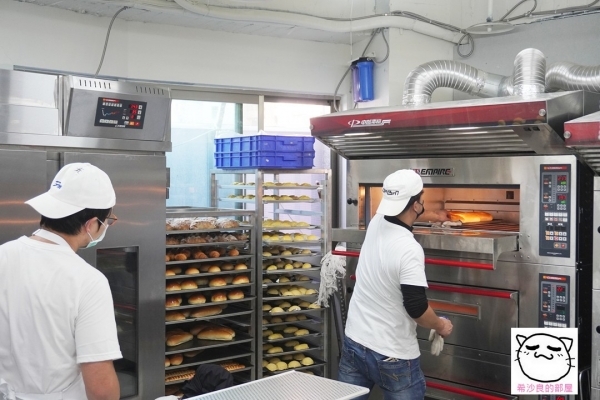 211208FM087.jpg 211208FM087.jpg