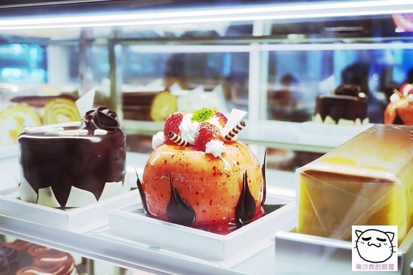 211208FM021A.jpg 211208FM021A.jpg