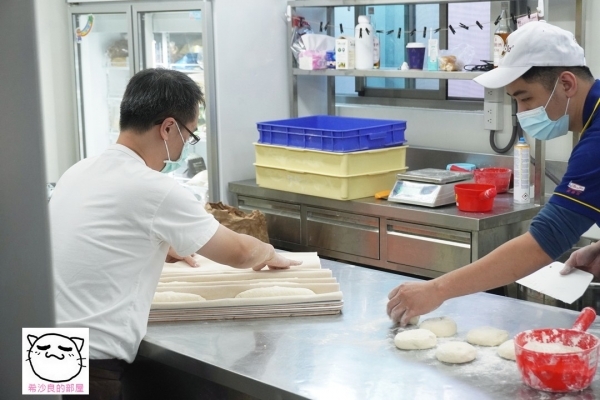 211208FM086.jpg 211208FM086.jpg