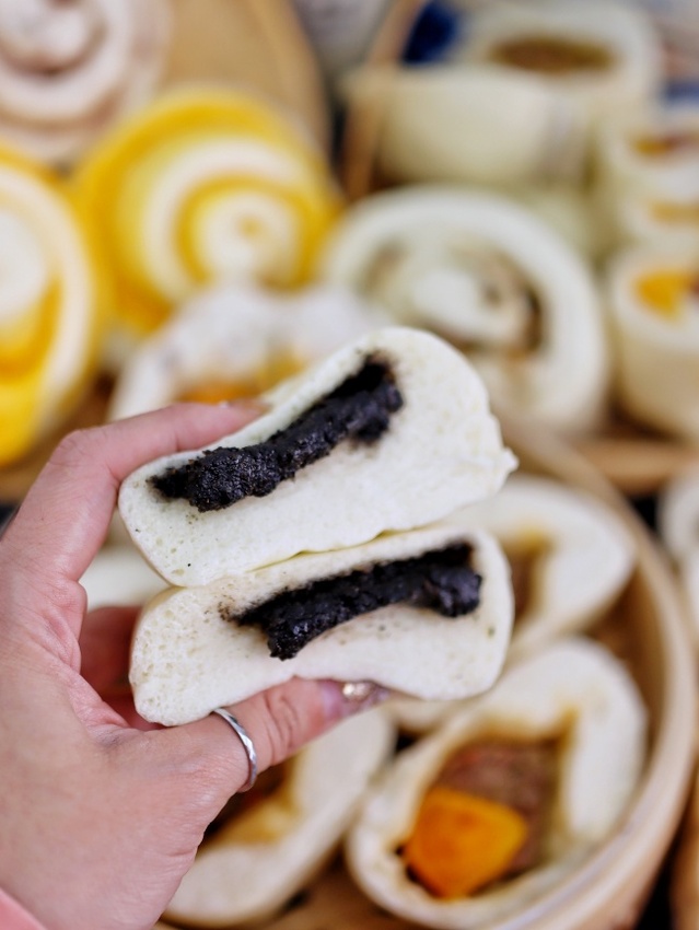 【台中食記】新開幕!鼎泰豐指定麵粉、自製老麵發酵『樂麥包子』開到晚上10點,高品質銅板價14元起,20種口味任你選