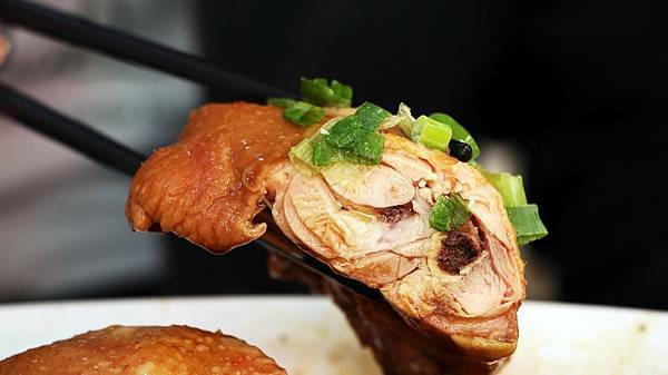 /tmp/phpYB0V9D /tmp/phpYB0V9D