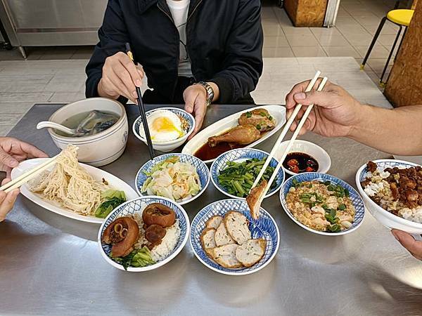 /tmp/phpKcqkIc /tmp/phpKcqkIc