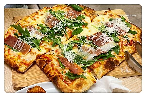 【新店美食】蝸牛義大利餐廳 新店民權店 ~ 新店聚餐推薦❤️選擇豐富多樣化/大坪林美食- 捷運大坪林站