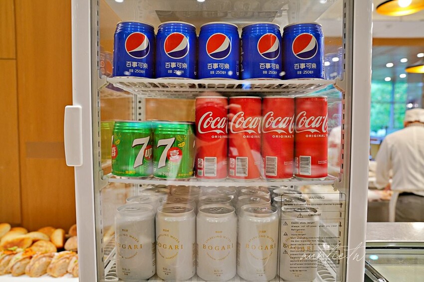 【台北】南港|敘日全日餐廳,東南亞美食節,生食級干貝、霸王甘蔗蝦,啤酒喝到飽,台北六福萬怡酒店自助餐