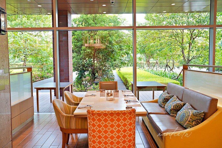 【台北】南港|敘日全日餐廳,東南亞美食節,生食級干貝、霸王甘蔗蝦,啤酒喝到飽,台北六福萬怡酒店自助餐