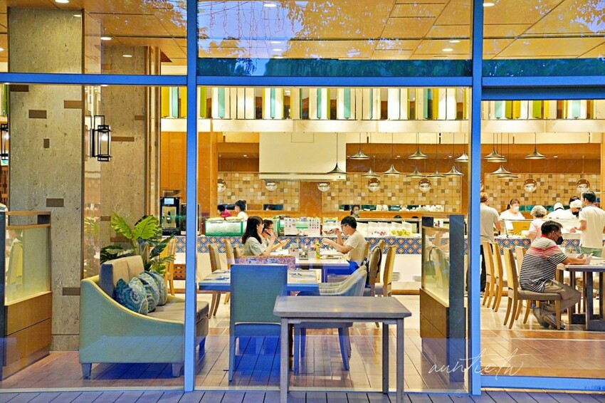 【台北】南港|敘日全日餐廳,東南亞美食節,生食級干貝、霸王甘蔗蝦,啤酒喝到飽,台北六福萬怡酒店自助餐