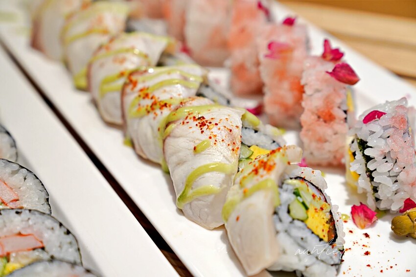 【台北】南港|敘日全日餐廳,東南亞美食節,生食級干貝、霸王甘蔗蝦,啤酒喝到飽,台北六福萬怡酒店自助餐