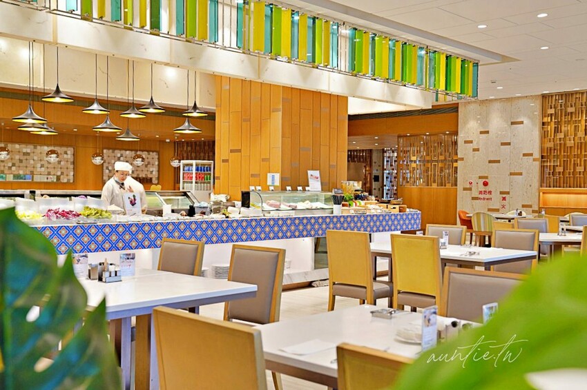 【台北】南港|敘日全日餐廳,東南亞美食節,生食級干貝、霸王甘蔗蝦,啤酒喝到飽,台北六福萬怡酒店自助餐