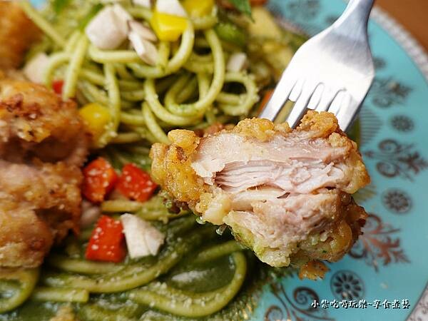 青醬炸雞義大利麵-卡拉義式餐館 (3).jpg