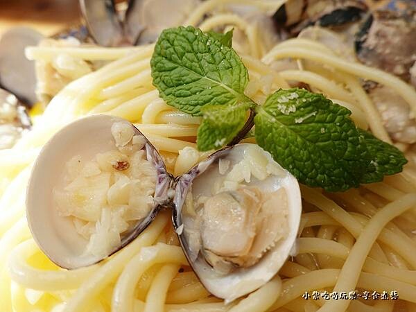 蒜香白酒蛤蜊義大利麵-卡拉義式餐館 (2).jpg