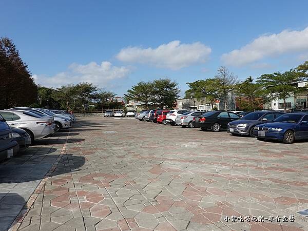 三元宮後方停車場 (2).jpg