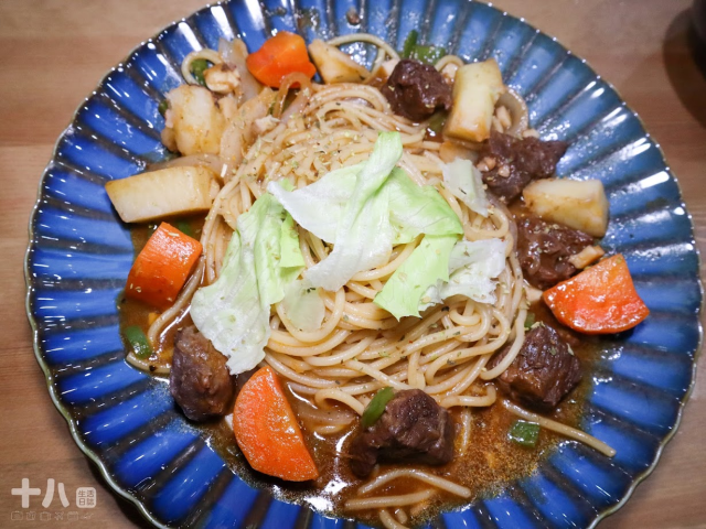 【新竹美食】卡拉義式餐館｜位在客家懷舊氛圍的湖口老街裏，感受到懷舊氛圍與義式料理的美好融合！