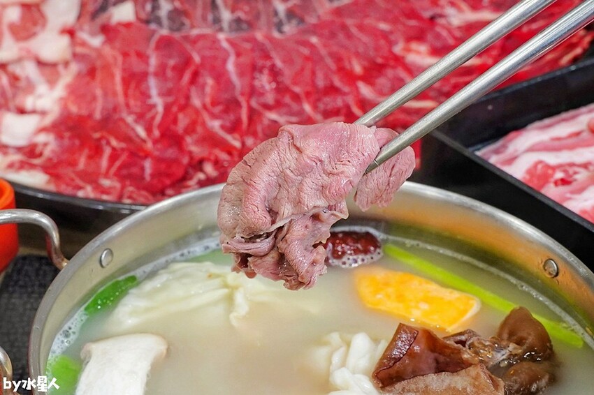 鬥牛士二鍋台中文心店