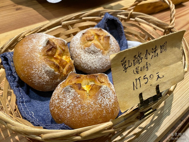 礁溪美食》奶油麵包餐廳旗艦店~ 餐點美味好吃,環境優雅迷人,手工麵包 輕食早午餐 下午茶甜點 義式餐點 PI