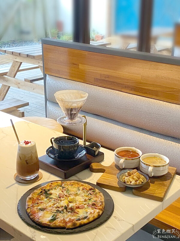 礁溪美食》奶油麵包餐廳旗艦店~ 餐點美味好吃,環境優雅迷人,手工麵包 輕食早午餐 下午茶甜點 義式餐點 PI