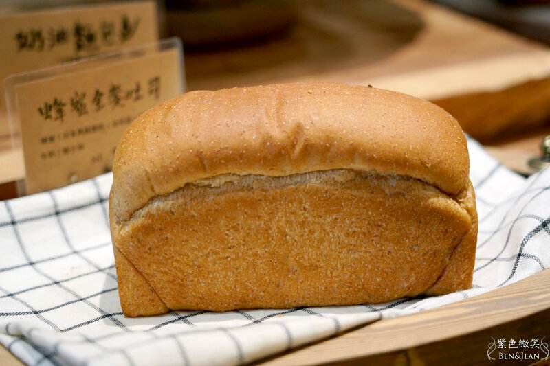 礁溪美食》奶油麵包餐廳旗艦店~ 餐點美味好吃,環境優雅迷人,手工麵包 輕食早午餐 下午茶甜點 義式餐點 PI