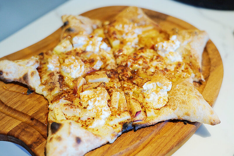 礁溪美食》奶油麵包餐廳旗艦店~ 餐點美味好吃,環境優雅迷人,手工麵包 輕食早午餐 下午茶甜點 義式餐點 PI