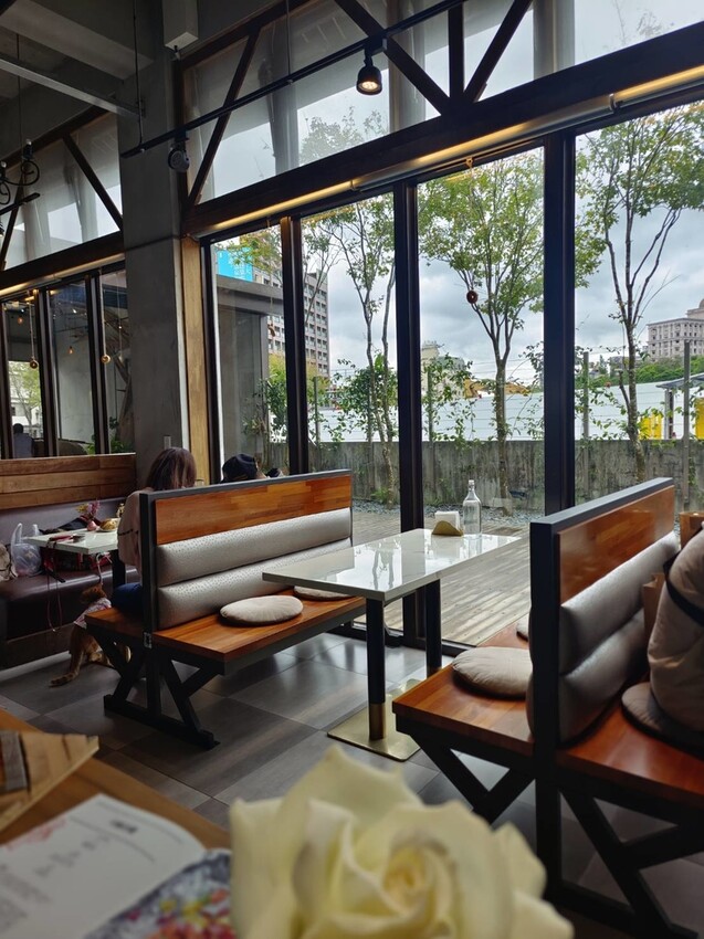 390592.jpg - 【宜蘭.礁溪】奶油麵包旗艦店。寵物友善+用餐環境寬敞舒適+兩人套餐超彭湃超好拍