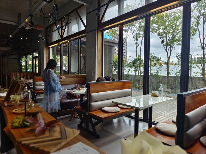 390593.jpg - 【宜蘭.礁溪】奶油麵包旗艦店。寵物友善+用餐環境寬敞舒適+兩人套餐超彭湃超好拍