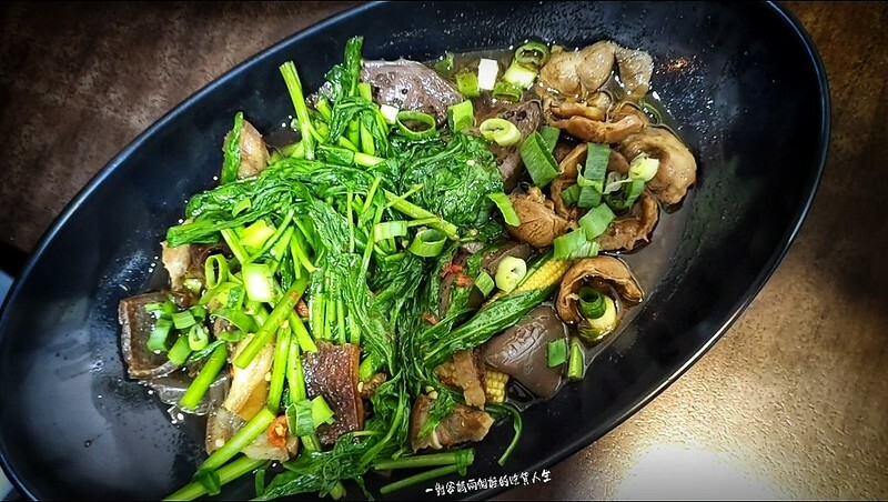 高雄左營美食 田心滷味 馬來西亞巴生肉骨茶 高雄左營美食 田心滷味 馬來西亞巴生肉骨茶