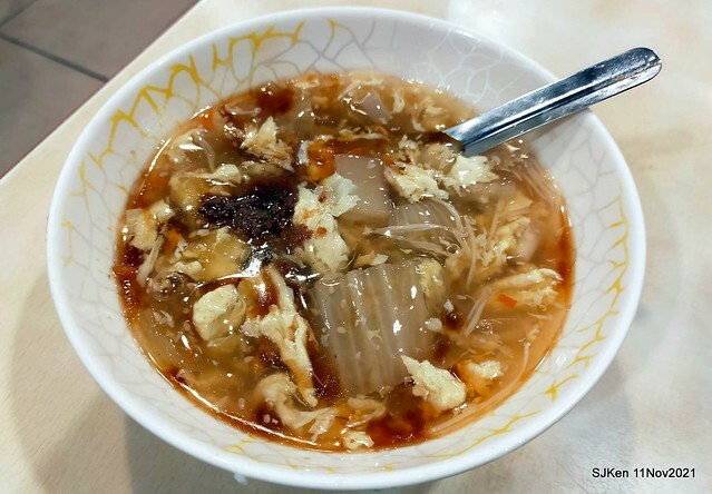 「老德記手工拉麵」(Fried Noodle & Pork Meat soup store), Taipei, Taiwan, SJKen, Nov 11, 2021.