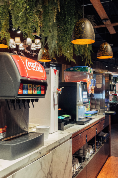 超多元自助吧&濕式熟成翼板牛！主餐還沒來就吃好飽！米塔炙燒牛排專門店-夢時代 - 林非帶你飛