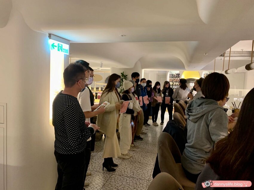 樂鮮Sushi bar │台北美食•有迴轉壽司的餐酒館,海鮮塔必點!