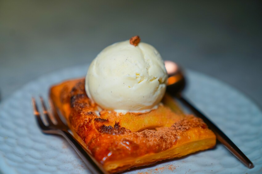 【台中西屯│美食】燒肉風間 Kazama | 老虎城店。洞穴風燒肉空間,和牛套餐大口吃燒肉,附餐選擇多又美味 @Jason's Life