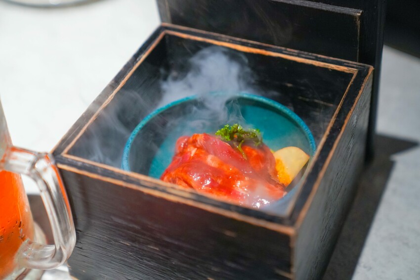 【台中西屯│美食】燒肉風間 Kazama | 老虎城店。洞穴風燒肉空間,和牛套餐大口吃燒肉,附餐選擇多又美味 @Jason's Life