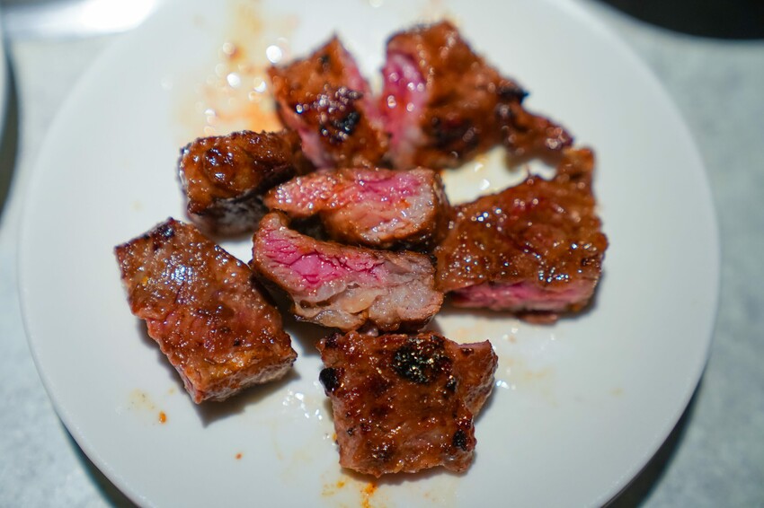 【台中西屯│美食】燒肉風間 Kazama | 老虎城店。洞穴風燒肉空間,和牛套餐大口吃燒肉,附餐選擇多又美味 @Jason's Life