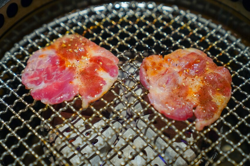 【台中西屯│美食】燒肉風間 Kazama | 老虎城店。洞穴風燒肉空間,和牛套餐大口吃燒肉,附餐選擇多又美味 @Jason's Life