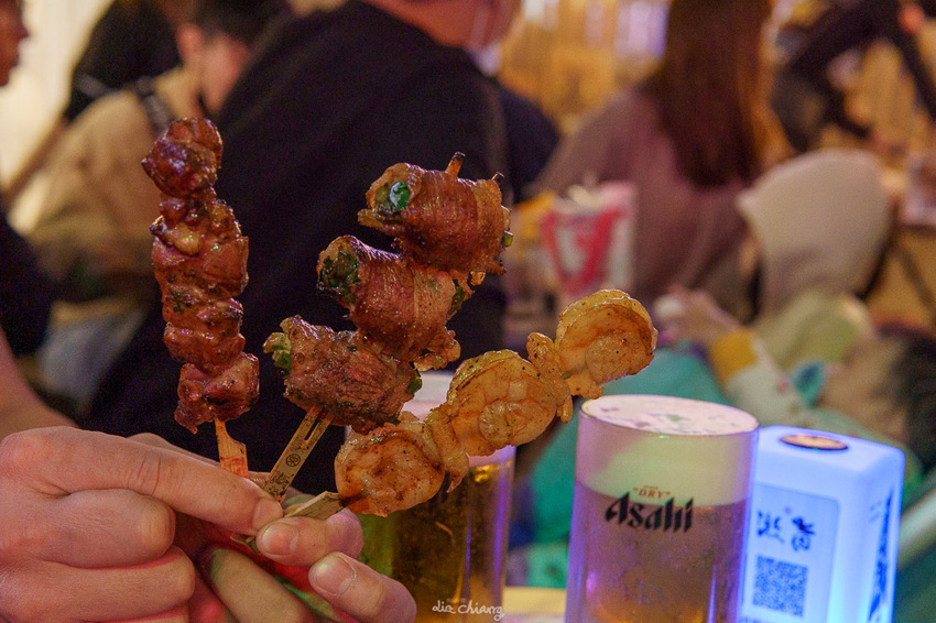 台中市西屯區 激旨燒き鳥Gekiuma Yakitori 台灣總店，相見恨晚的串燒店！連續吃兩天，順便購買酒鬼卡直接變成鐵粉。