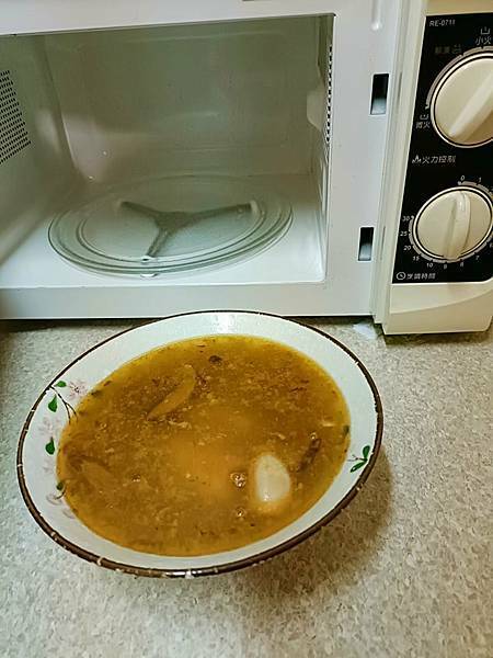 /tmp/phpidKFiO /tmp/phpidKFiO