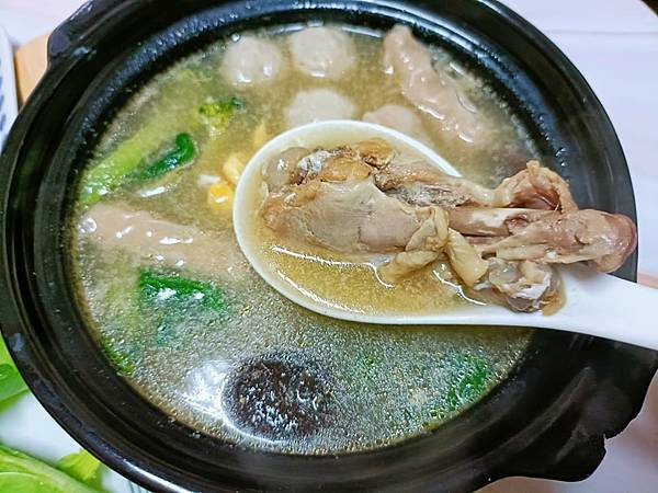 /tmp/phpgpbzhE /tmp/phpgpbzhE