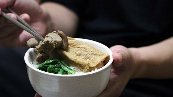 /tmp/phpQOa9E1 /tmp/phpQOa9E1