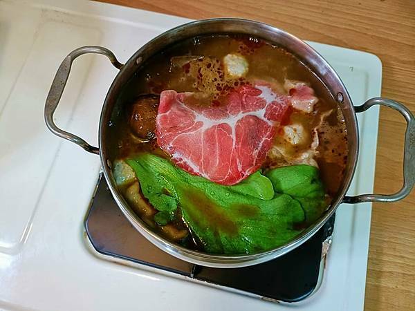 /tmp/phpNZplNU /tmp/phpNZplNU