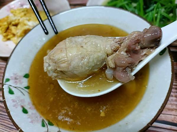 /tmp/php2n4m0Q /tmp/php2n4m0Q