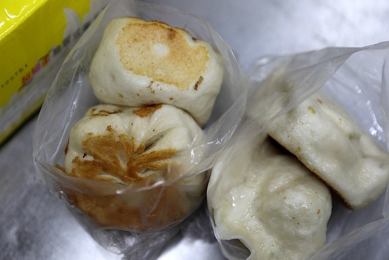 松山巷弄銅板美食王記水煎包南京三民小吃22