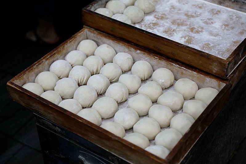 松山巷弄銅板美食王記水煎包南京三民小吃33