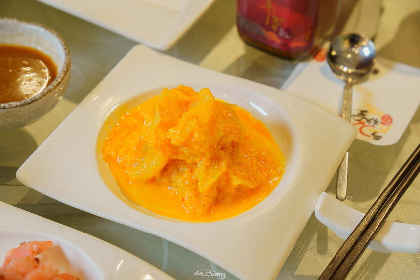 台中西區餐廳-膳馨民間創作料理，創意菜餚2人就能用餐，全新推出水煮牛肉餐點，花椒香味四溢。