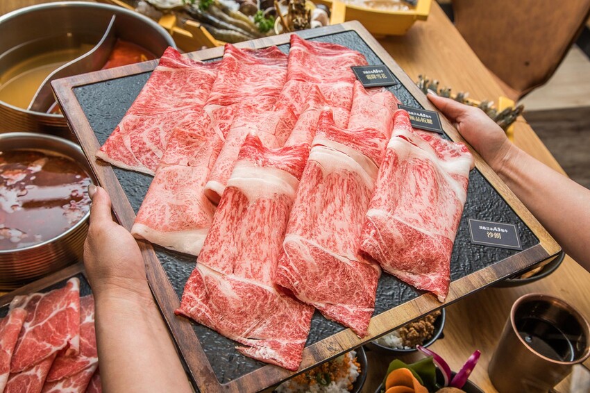 台北市士林區藏王極上鍋物-天母店｜不管平假日都會爆滿！號稱全台肉品最強和牛火鍋