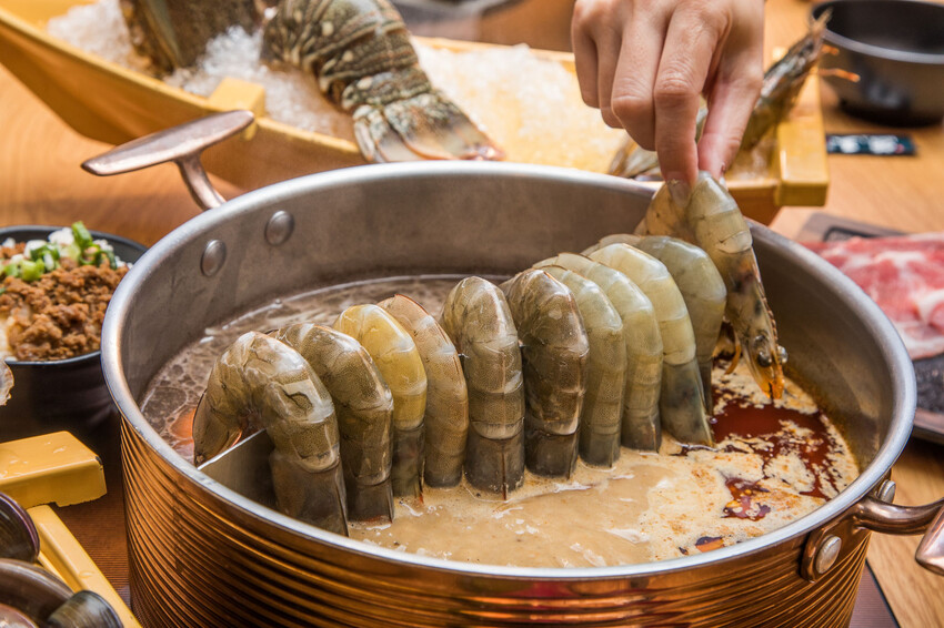 台北市士林區藏王極上鍋物-天母店｜不管平假日都會爆滿！號稱全台肉品最強和牛火鍋