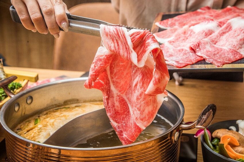 台北市士林區藏王極上鍋物-天母店｜不管平假日都會爆滿！號稱全台肉品最強和牛火鍋