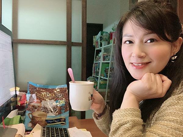 [咖啡推薦］：舊街場白咖啡👉🏻以三種頂級咖啡豆烘焙而成的純粹咖啡☕️絲滑順口，醇厚濃郁的