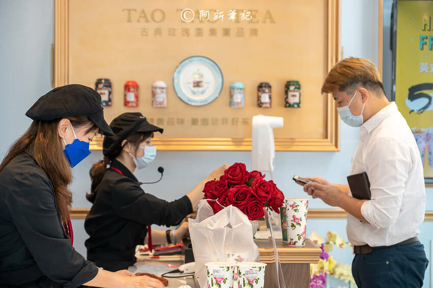 阿新筆記|先喝道朝富店|網評NO.1飲料店，超人氣玫瑰飲品，獨特口感超迷人～